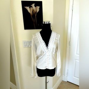 👘-Abercrombie and fitch blouse size L